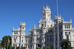 EMT Madrid sucht neue Busfahrer
