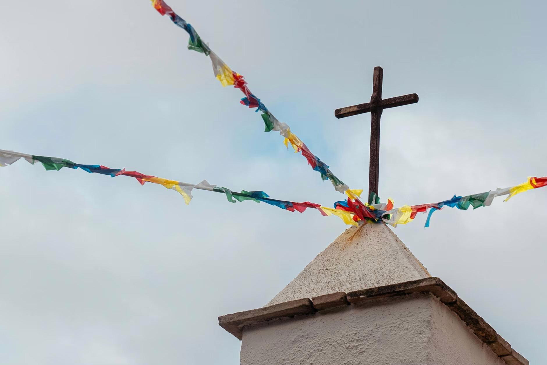 Tradition trifft Solidarität: Kreuzfest sammelt für kranken Jungen