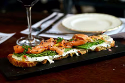 Esteponas kulinarische Krönung: Avocado und Bardo triumphieren bei der Tapas-Route