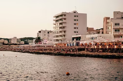 Ibizas Fashion Hotel eröffnet Boutique-Club